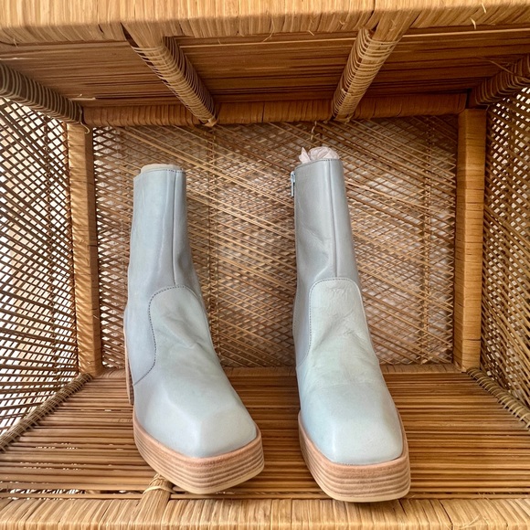 NWOB - Free People Ruby Platform Boots in Blue Leather - Picture 4 of 6